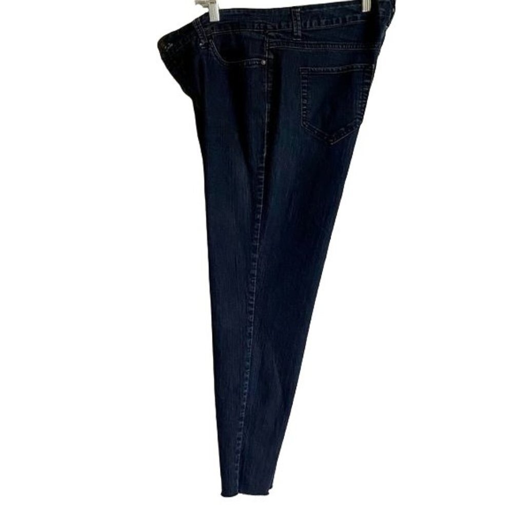 Nine West Frayed Hem Jeans Size 16 - Picture 6 of 9